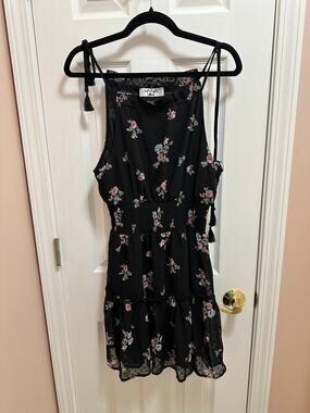 Falling Love Sundress Size M/L in Black Floral